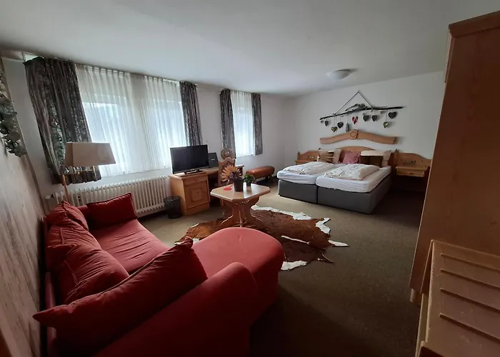 Zur Schmitte Frühstückspension Schmallenberg